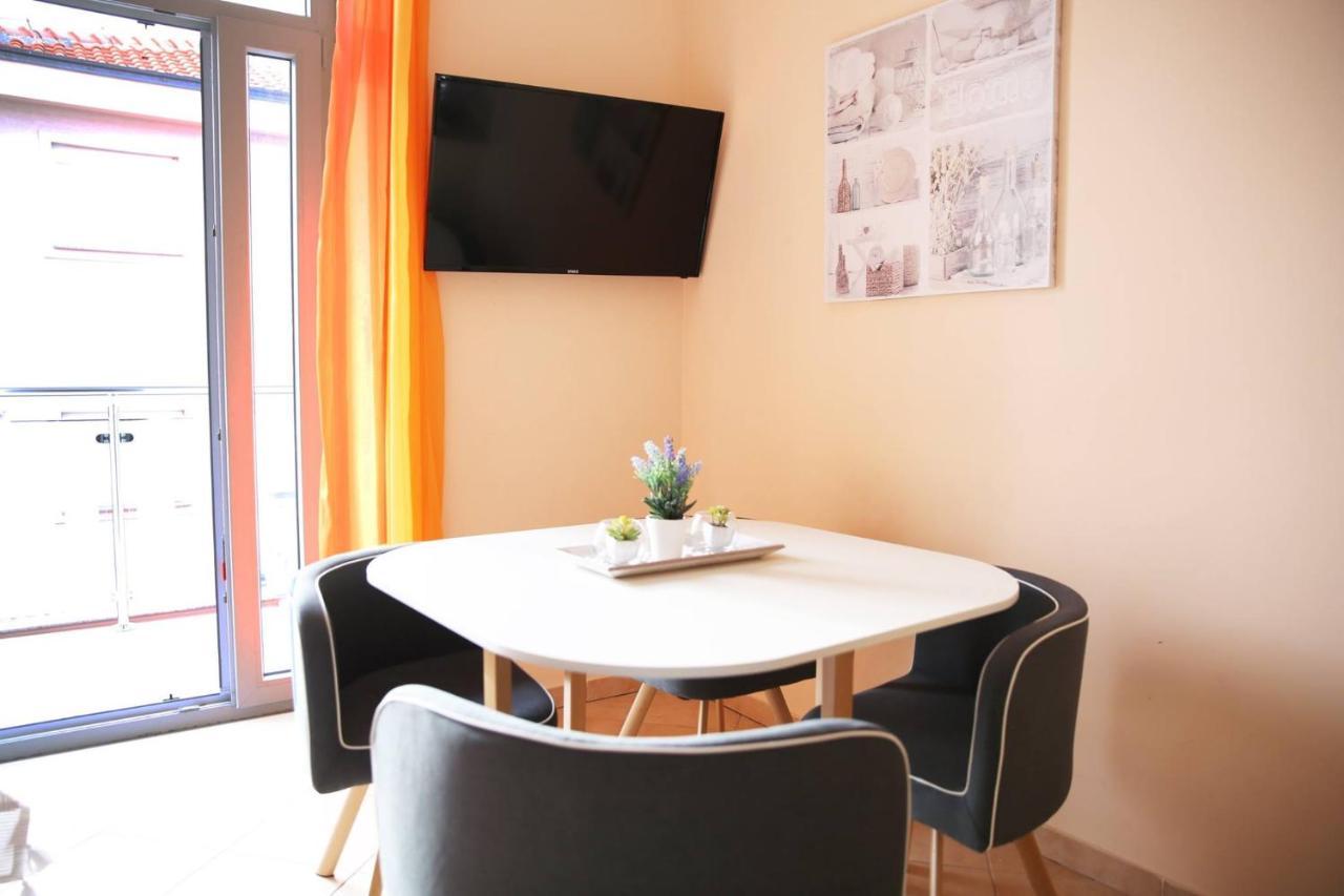 Villa Mit Whirlpool Fuer 32 Per Криквеница Екстериор снимка